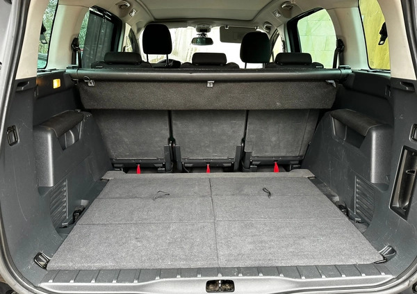 Peugeot 5008 cena 27900 przebieg: 165000, rok produkcji 2011 z Pionki małe 79